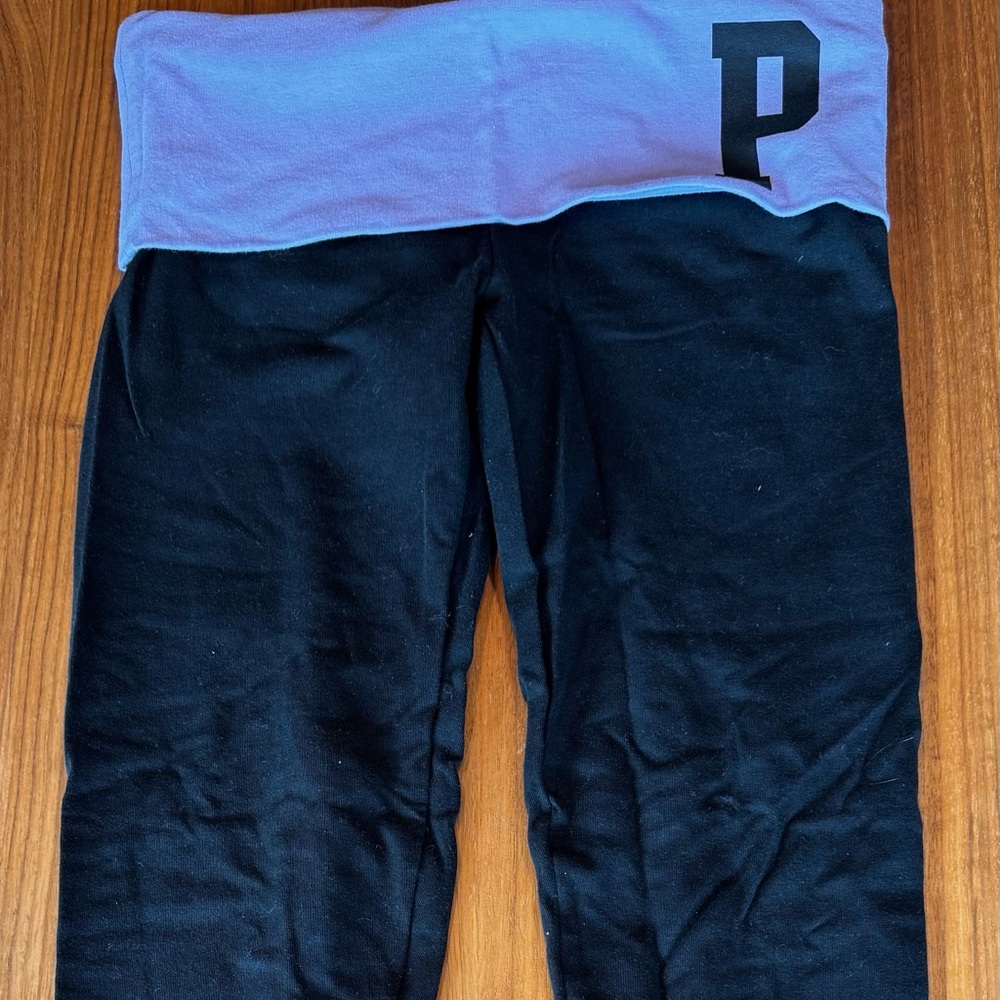 Victoria's Secret Pink Yoga Leggings with Black and Purple